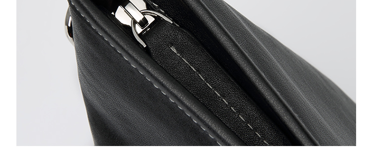 GOLF Briefcase, Men's Business Top-Grain Leather Handbag, Large Capacity Laptop Bag, Fashionable Horizontal Style Shoulder Crossbody Bag 13