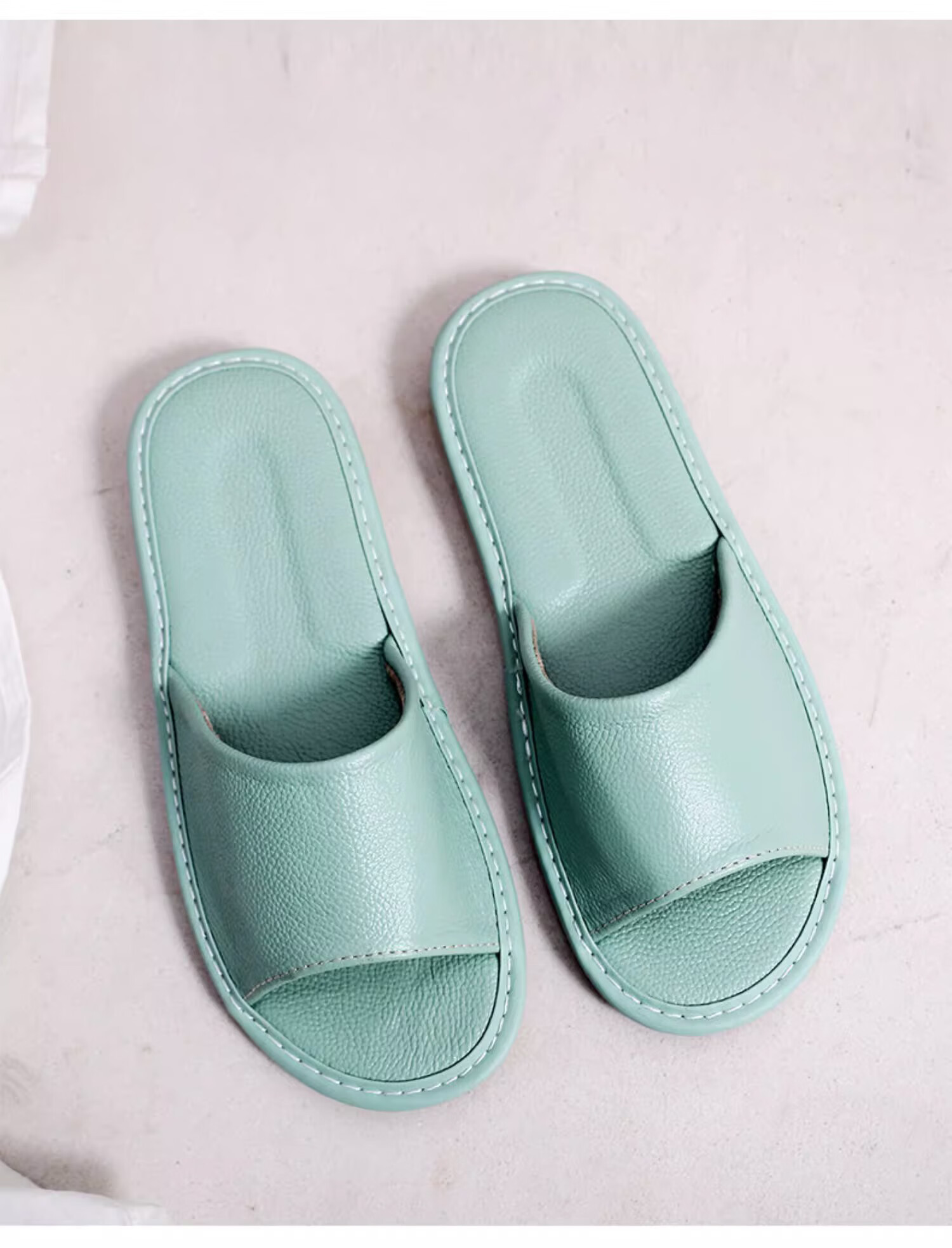GUOLUOFEI Genuine Leather Home Slippers for Men, Summer Indoor Non-Slip Waterproof Cowhide Sandals, Soft-Soled Home Slippers for Wome 1