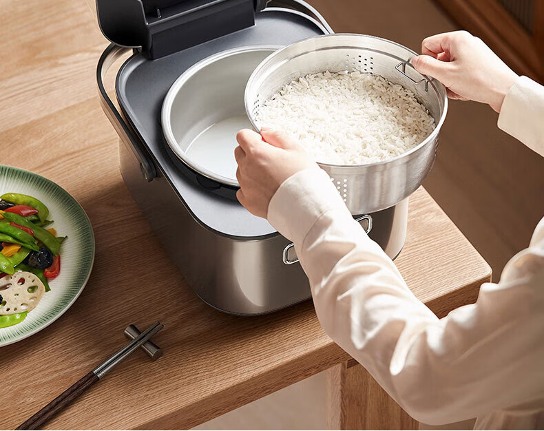 Midea Pure Titanium, Zero Coating, Low Sugar, 3L Rice Cooker, Home Use, Small Size for 2-3 People, Chiyama IH Dual Heating Source, Heats up Xiaomi Porridge, Titanium Pot CFB3066T 26