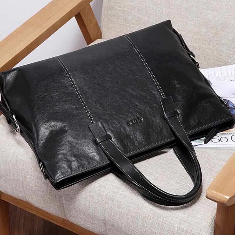 GOLF Briefcase, Men's Business Top-Grain Leather Handbag, Large Capacity Laptop Bag, Fashionable Horizontal Style Shoulder Crossbody Bag