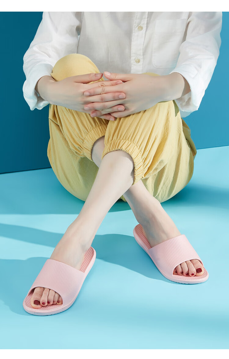 京东京造时尚家居拖鞋轻便舒弹休闲浴室凉拖鞋男款夜色黑4243jz2001