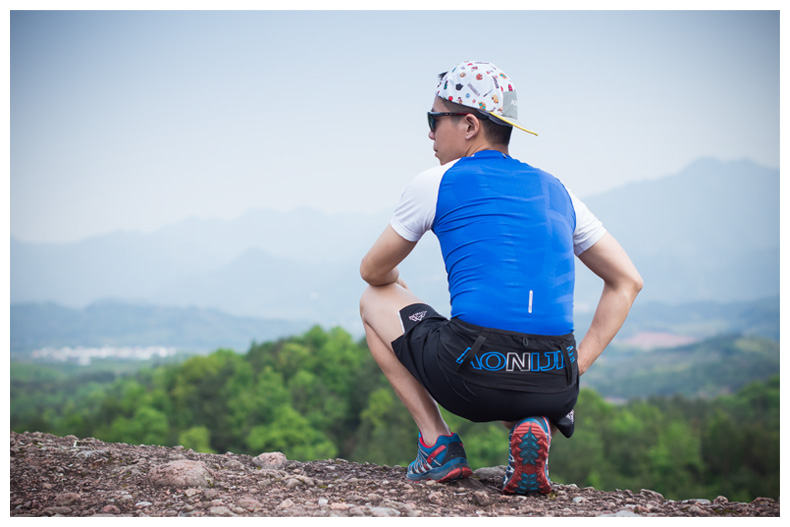 AONIJIE Running Waist Pack for Men And Women, Sports Belt, Outdoor Fitness Hiking Marathon Invisible Phone Pouch 10