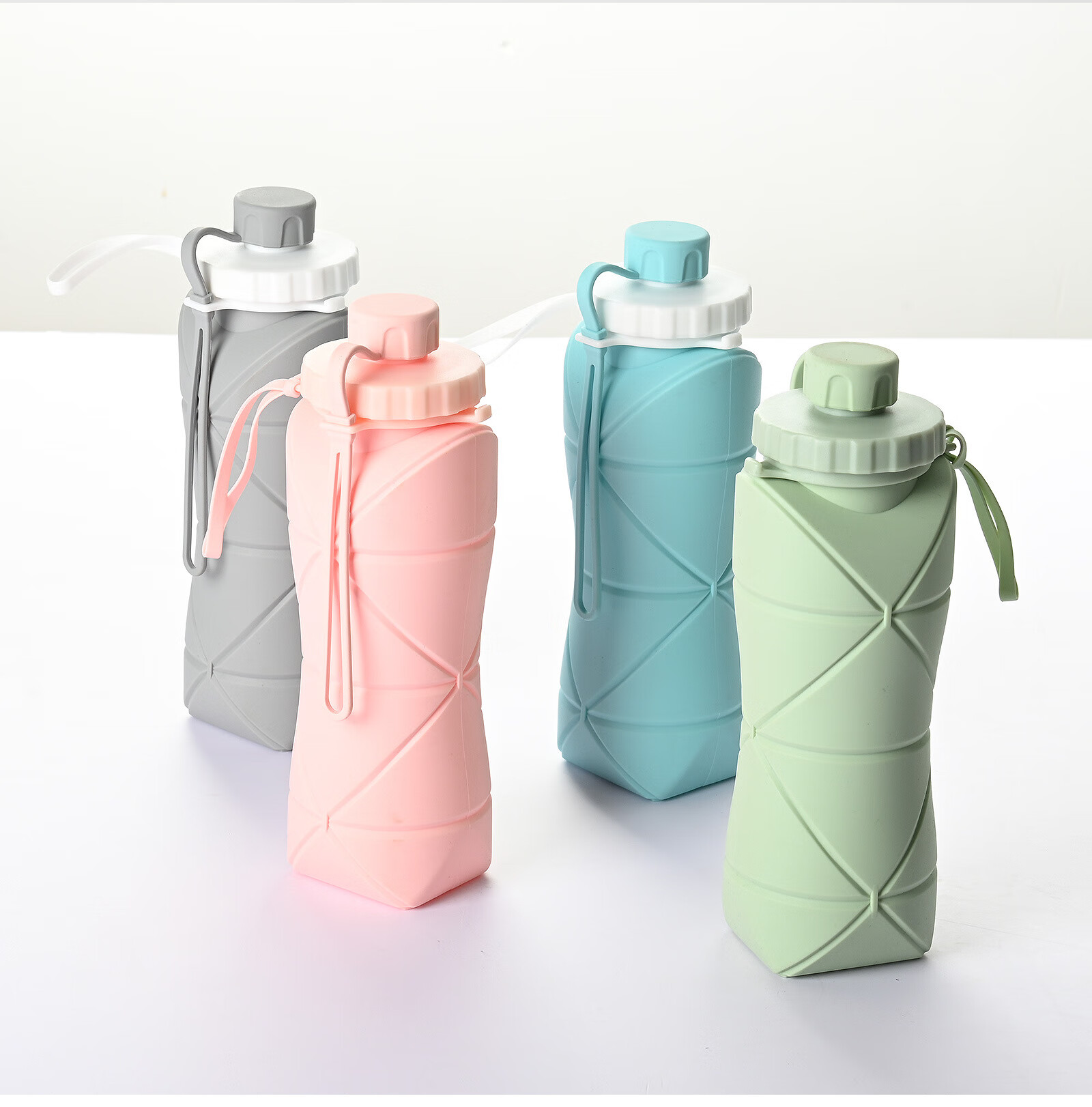 TFO Competition-Grade Outdoor Water Bottle, Hiking And Mountaineering Folding Canteen 9502407 Green 600ml 9
