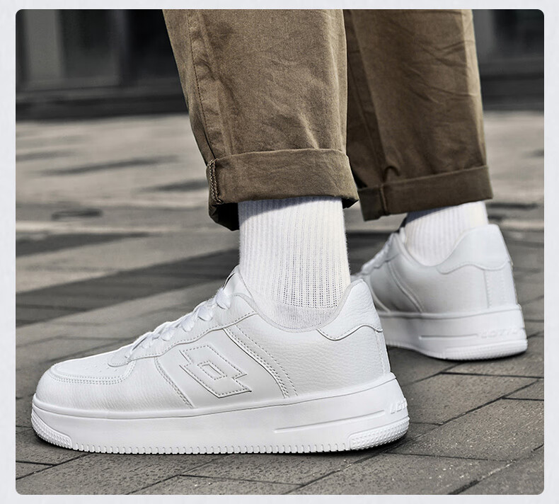 LOTTO Men's Skateboard Shoes with Shock Absorption And Rebound, Soft-Soled Lightweight Versatile Low-Top Casual Sneakers 8035 White/black 41 18