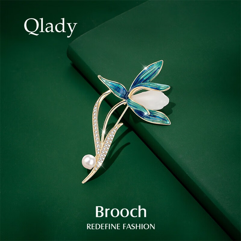 Qlady Magnolia Pearl Brooch, High-End Women's Luxury Elegant Corsage, Scarf Pin, Accessory, Mid-Autumn Festival Birthday Gift
