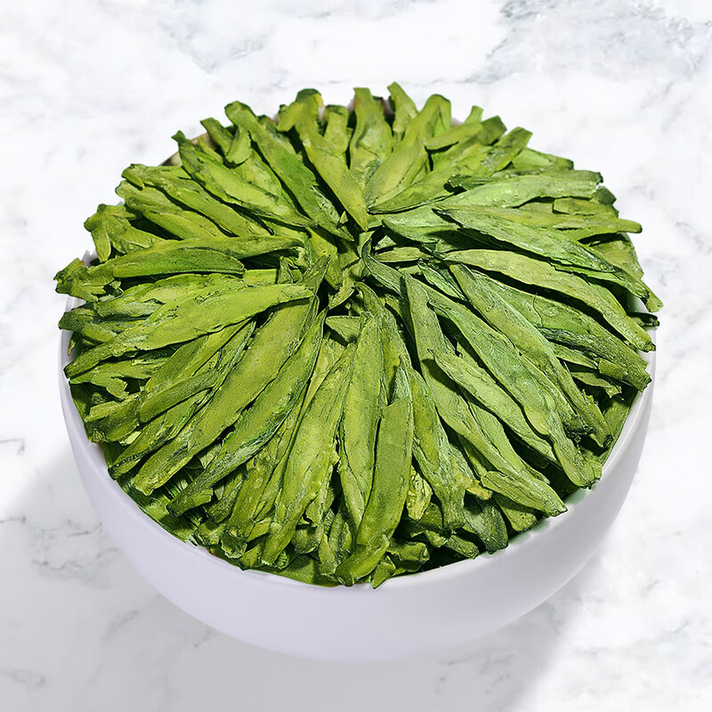 忆江南特级龙井茶200g茶叶礼盒绿茶节日送礼送父母长辈礼物臻美