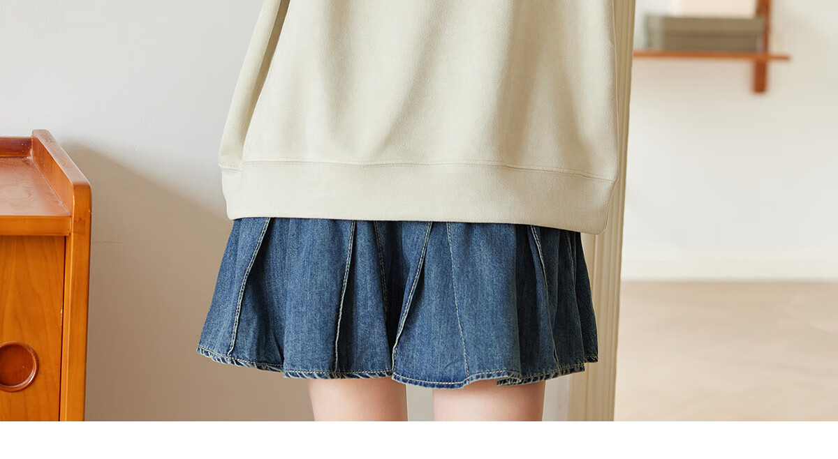 Halo Queen Women's Sweatshirt, Suede Fleece, Spring And Autumn Round Neck, Letter Print Pullover, Loose Fit Versatile Sweatshirt, New Product H143W1022 17