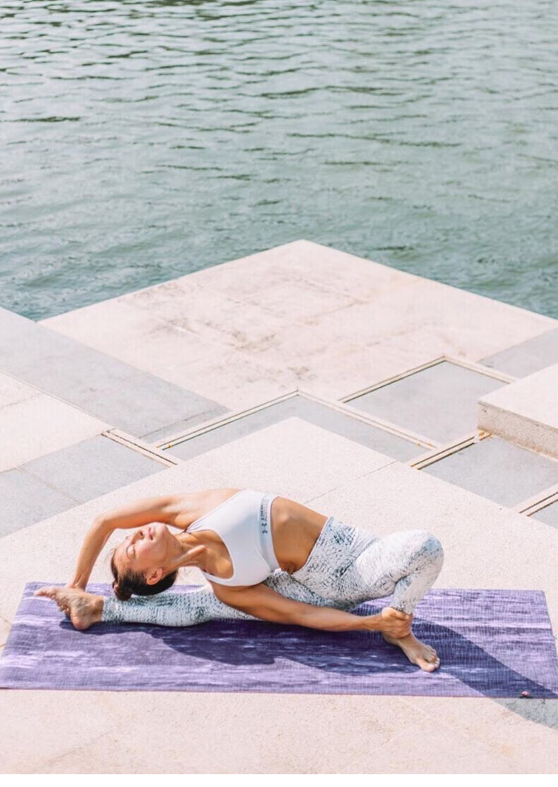 MANDUKA Frog Mat EKO Ultra-Thin Natural Rubber Yoga Mat, Portable Non-Slip Foldable Travel Mat, 1.5mm 6