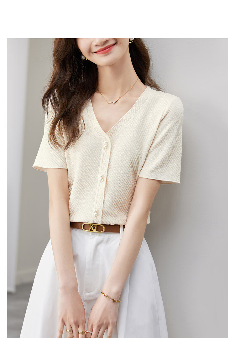 Sentubila Gentle V-Neck Pearl Button Short-Sleeve T-Shirt for Women, Summer Slimming Niche Design Top, Apricot Color, Size S 3