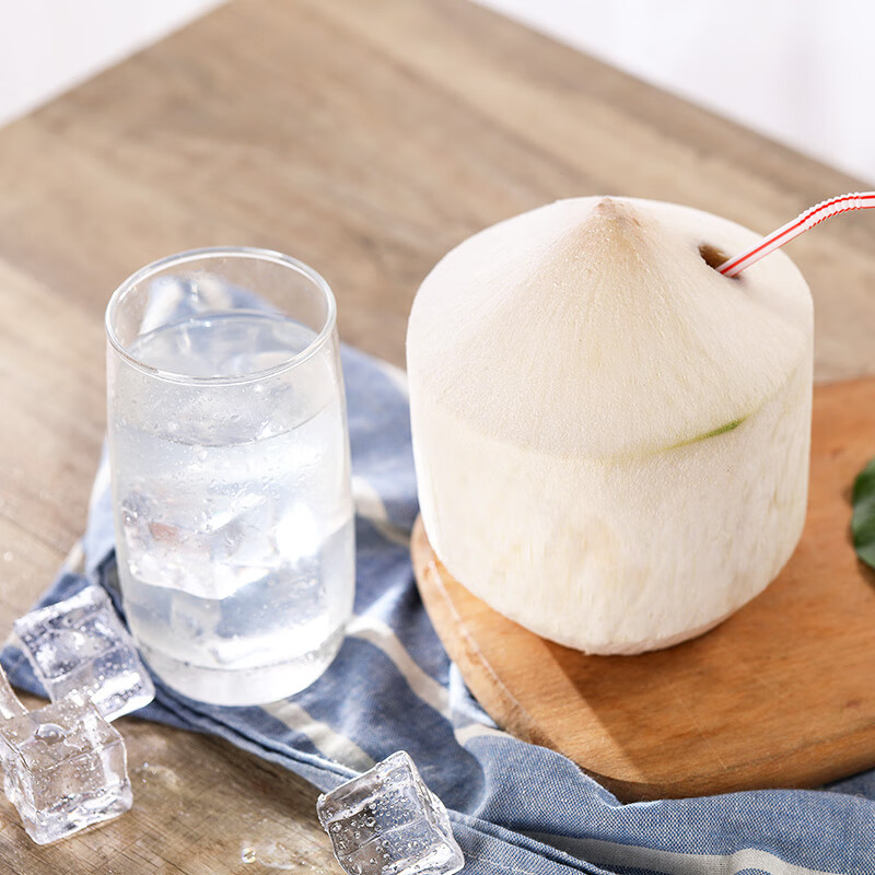 京鲜生 泰国进口椰青 4个装 大果单果900g+ 水果 送礼 源头直发包邮