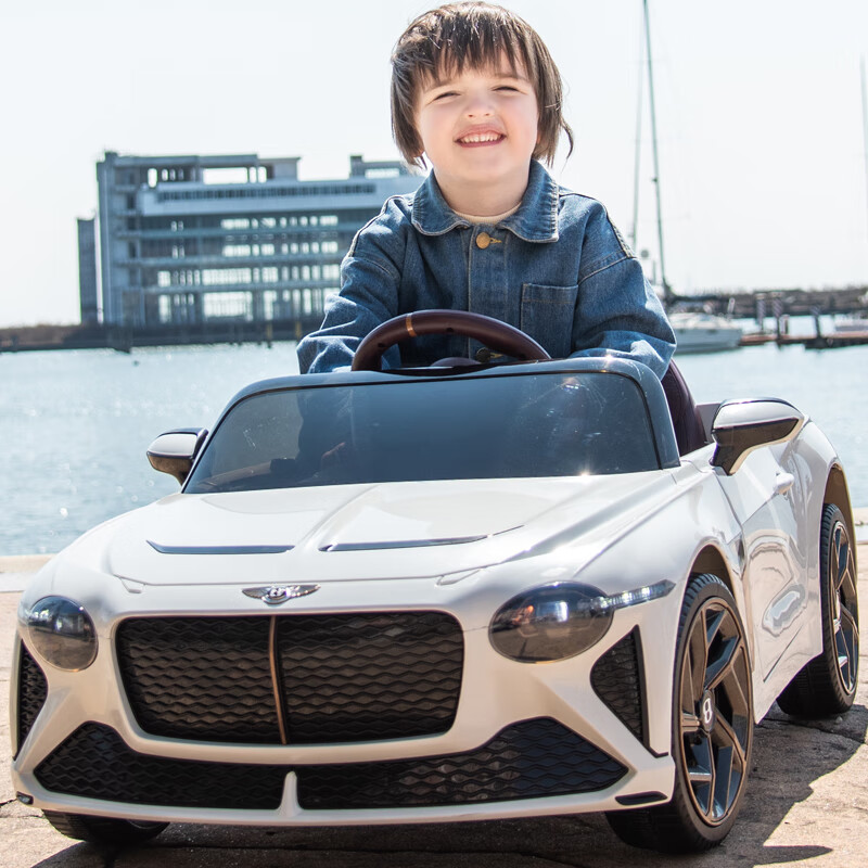 BeRica Children's Electric Car, Four-Wheel Vehicle, Authorized by Bentley, Remote Control, Toy Car for Boys And Girls, Rideable, Baby Gift