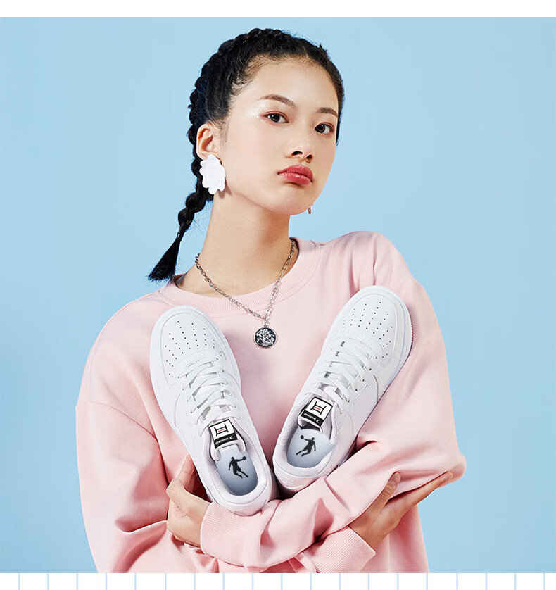 QIAODAN Women's Sneakers, Breathable Summer Sports Shoes, Casual Trendy Air Force One Style, Thick-Soled Height-Increasing White Shoes 7
