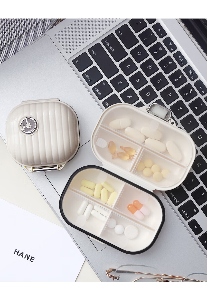 Daisy Leaf Portable Pill Organizer Box, Weekly Seven-Day Pill Reminder Dispenser for Elderly Medicatio 14