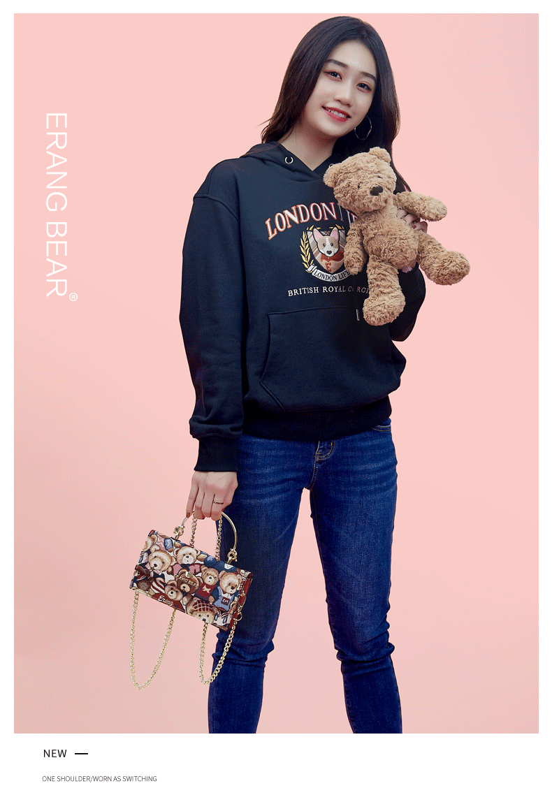 小熊依恋女士单肩斜挎包熊图案小方包链条手提包e519群熊红色