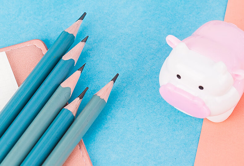 Deli 12-Pack Cartoon Pencil Sharpener for Students, Sealed Door Design, Rotating Blade, Exam Stationery, Children's Birthday And Graduation Gift for Boys And Girls 10