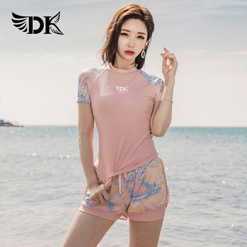 DK Women's-01252572