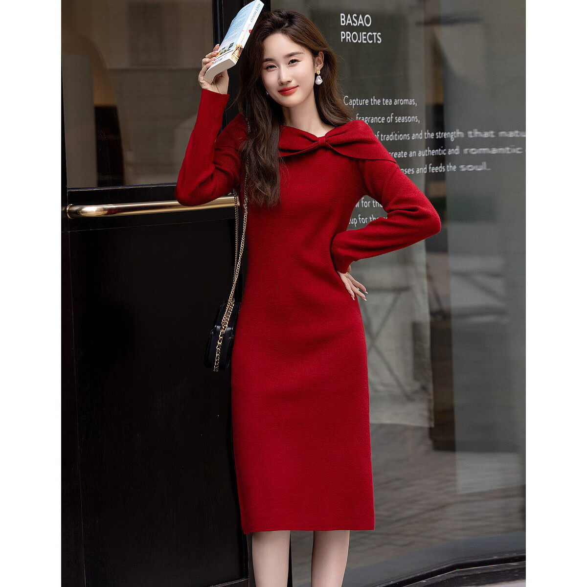 Dme [Jin Mishi Chuanzhuo] Autumn And Winter French Elegant Little Lady Butterfly One-Strap Collar Knitted Mid-Length Women's Dress