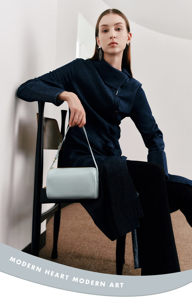 HR Handbag, Women's Shoulder Crossbody Bag, High-End Lambskin Pillow Bag, Birthday Gift for Girlfriend 1