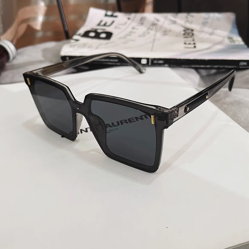 LESCA LUNETIER Simple Square Sunglasses, Trendy Men's Style, High-Definition Driving UV Protection Sunglasses for Women, Glossy Black 11