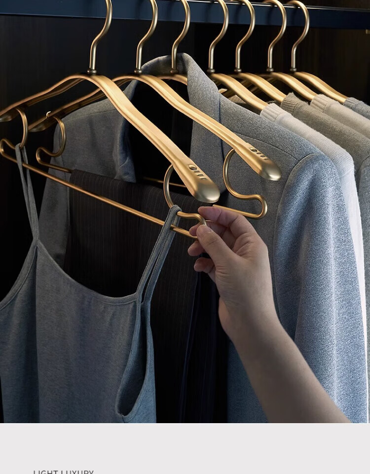 Fanyejia High-End Space Aluminum Alloy Hangers, 5-Pack, Home Use, Non-Marking, Shoulder-Angle Protection, Thickened Suit And Large Clothing Hangers 3