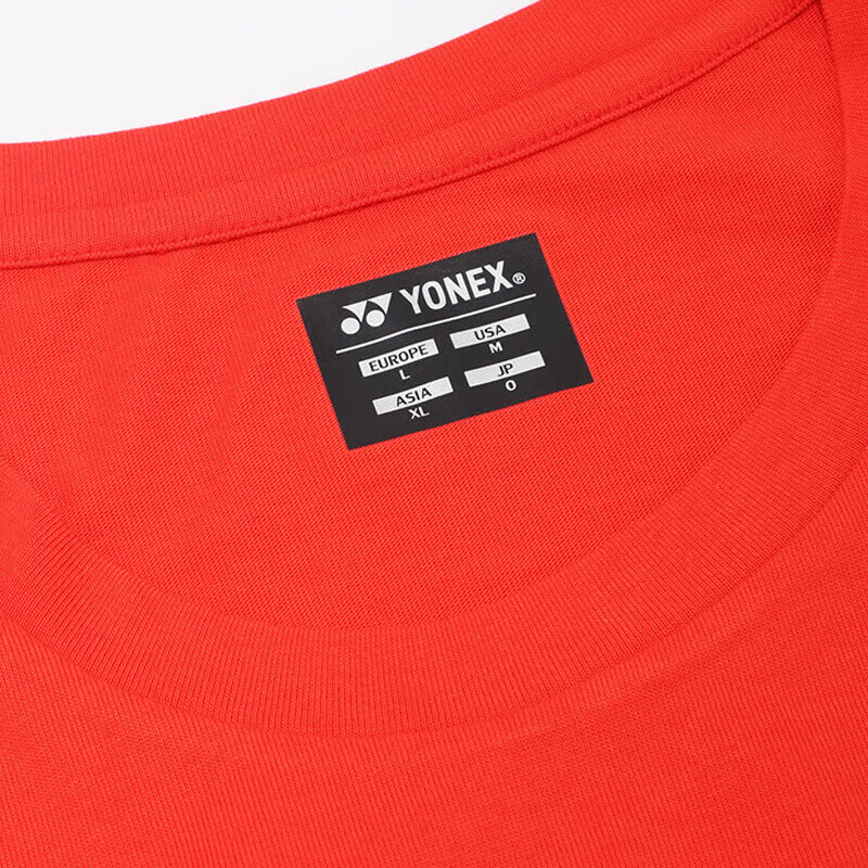 YONEX...