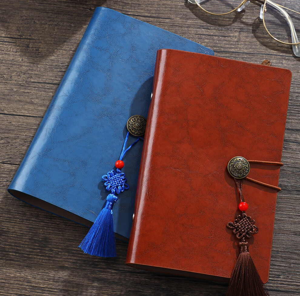 Longe A6 Planner Notebook with Strap, Portable Diary, DIY Journal, Vintage Travel Planner, Stationery Gift Box Set, Customizable, Red, Souvenir 1