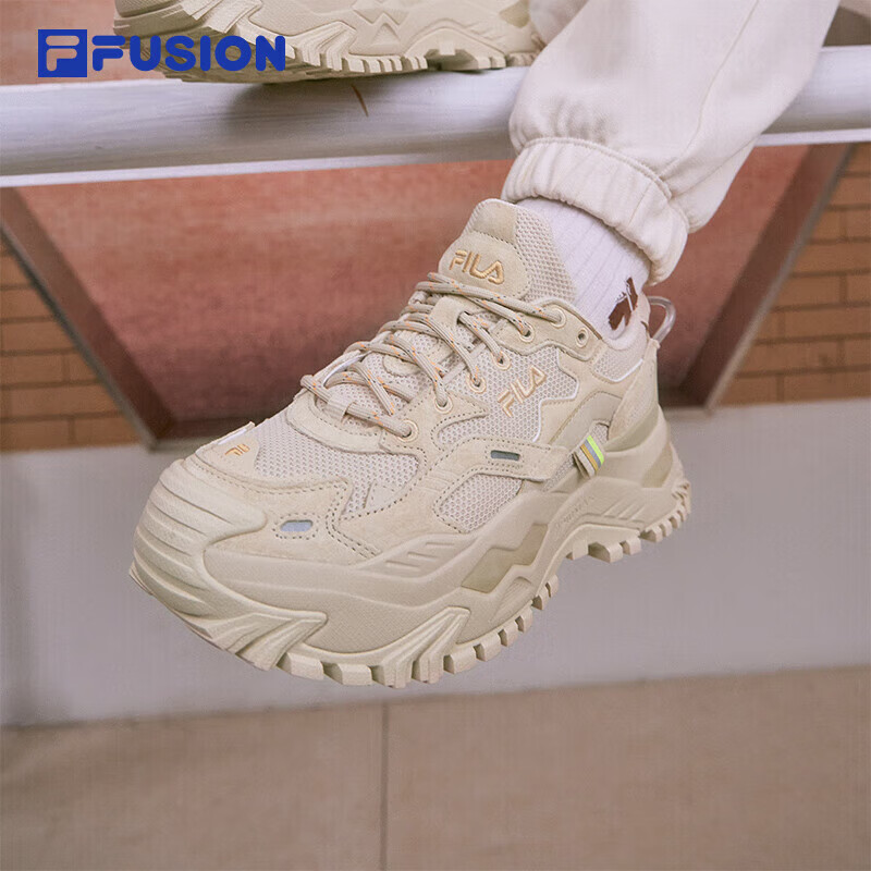 FILA FUSION Trendy Hard Candy Women's Dad Shoes, Classic Fashionable Thick-Soled Heightening Casual Sports Running Shoes