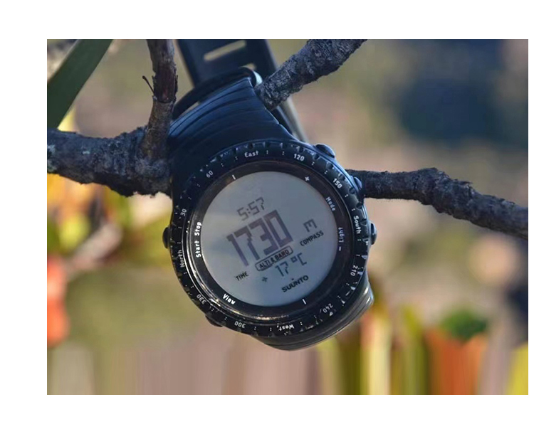 SUUNTO CORE All-Black Classic Outdoor Sports Watch, Multifunctional Compass, Hiking And Mountaineering Smartwatch 8