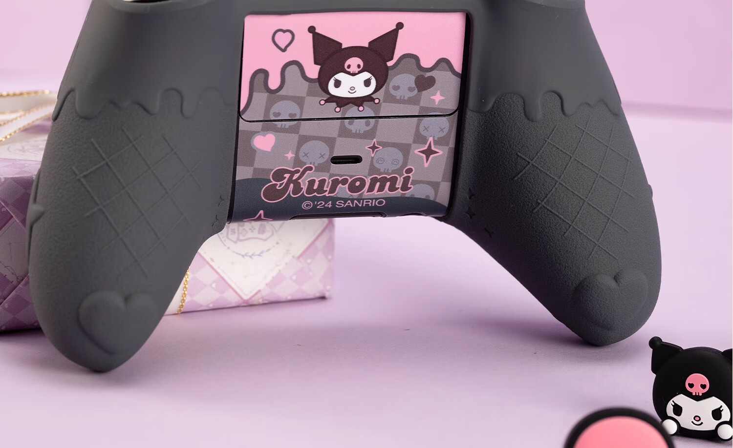 Jixiang XBOX Controller Protective Case, Kuromi Official Silicone Shell, Non-Slip And Sweat-Resistant Soft Case, Cute Cartoon Design, Compatible with Joysticks, Game Console Accessory 30