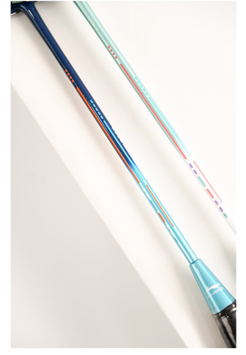 Li-Ning Badminton Racket, Ultra-Light Pair, 2 Rackets Set, Carbon Composite Mid-Shaft, Suitable for Children And Adults, Family Set, White And Blue 1