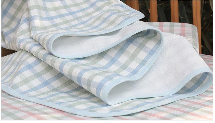 Xiqinbao Newborn Diaper Changing Pad, Summer Baby Washable Waterproof Leak-Proof Breathable Mat (45*30*2 Pieces), Little Yellow Duck 10