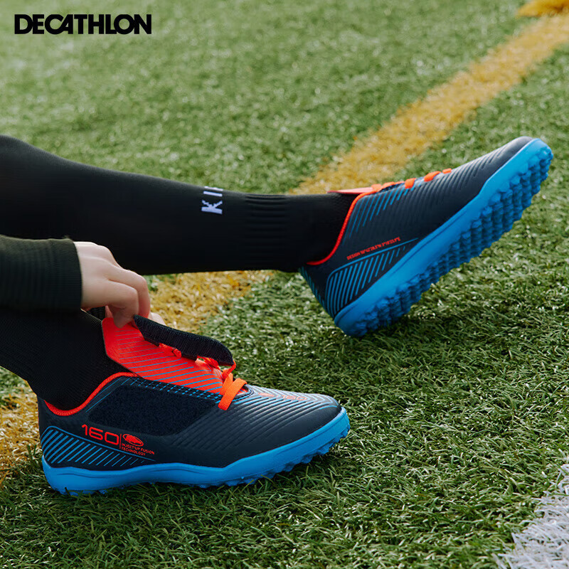 DECATHLON Youth Cleated Soccer Shoes, Hard Ground And Artificial Turf Training Shoes, Navy Blue, Size 30, 4503610