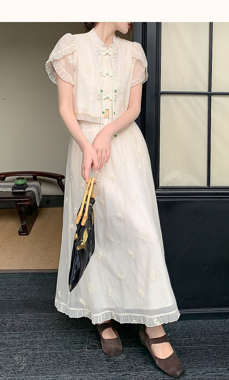 Dme [Xia Guo Feng Xing Zhong Shi] Summer Chinese Style New Chic Mandarin Collar Petal Sleeve Set Embroidered Two-Piece Women's Outfit, Off-White, S 12