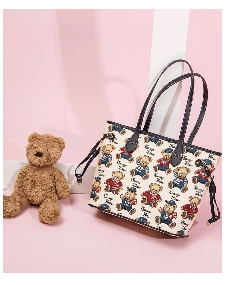 小熊依恋手提女包包女可爱托特包时尚百搭大容量单肩包e529群熊红色