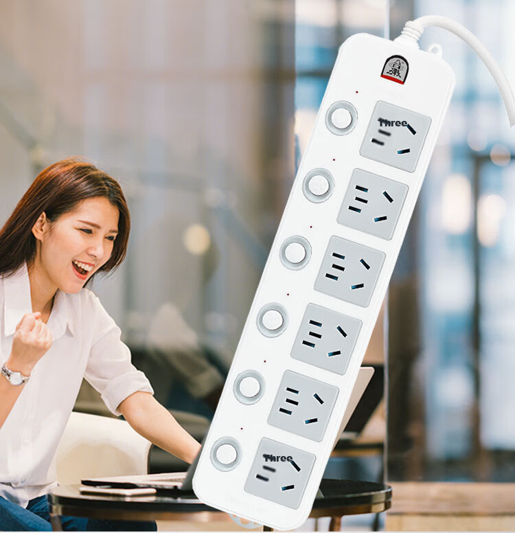 Zidantou New National Standard Split Control Socket/power Strip/extension Cord/strip/power Board/terminal Block 6 Outlets with Independent Switches, Total Length 2.8 Meters TS-208c 3
