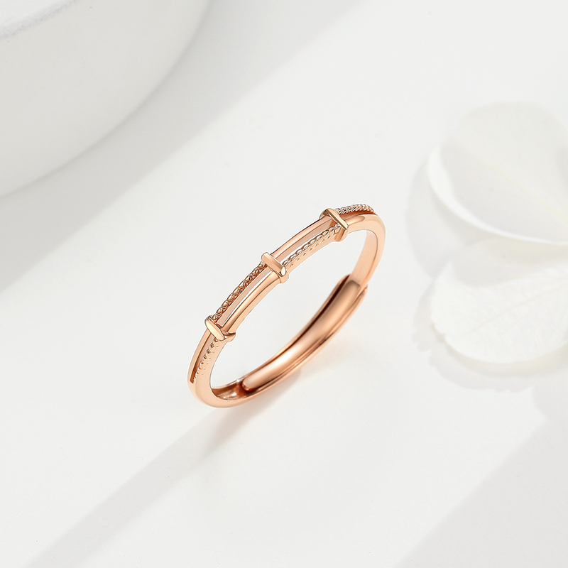 潮宏基 chj jewellery 爱意缠绵 18k金玫瑰金彩金戒指女款 srk