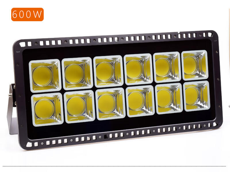 Qianzhiyi LED Floodlight High Power 400W Outdoor Waterproof COB Spotlight for Factory Square Construction Site Warehouse Basketball Court High Brightness Lighting 15