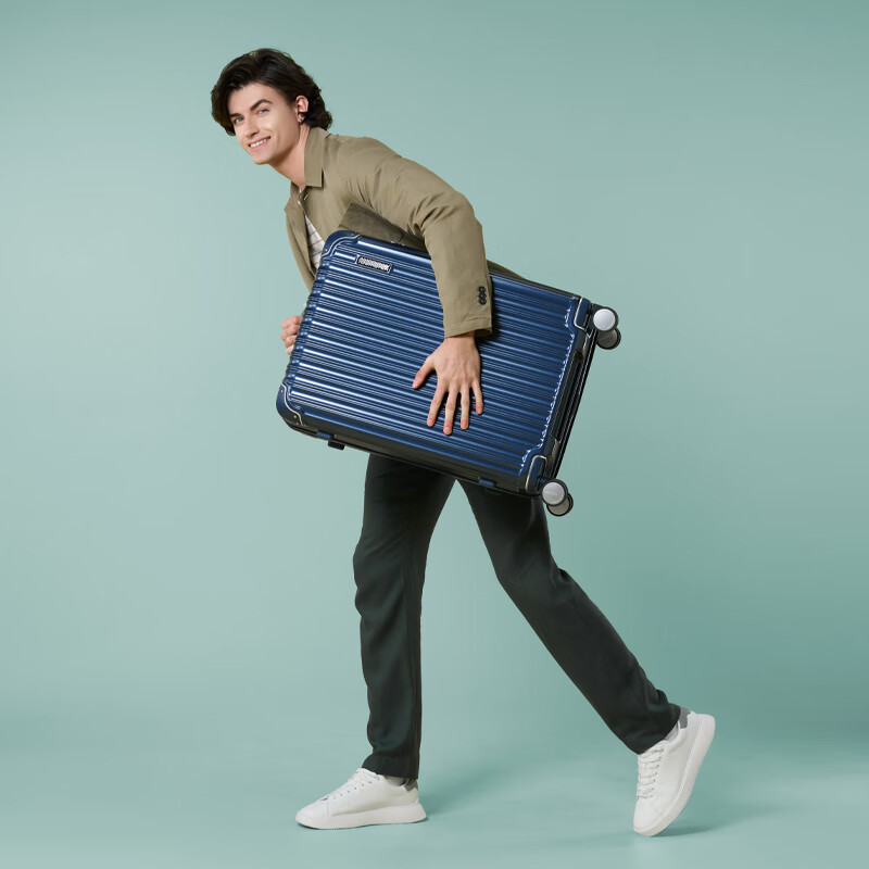 Чемодан AMERICAN TOURISTER, 28 дюймов, глубокий синий, с кодовым замком TSA, 4 колеса