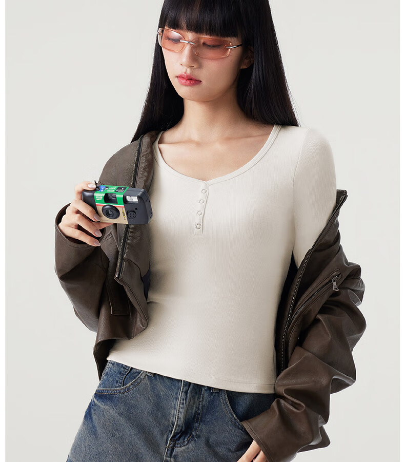 Half-Lined Thermal Base Layer with Chest Pad, Warm Innerwear, Long Sleeve U-Neck T-Shirt for Women, Spring Autumn Winter, No Bra Needed 18