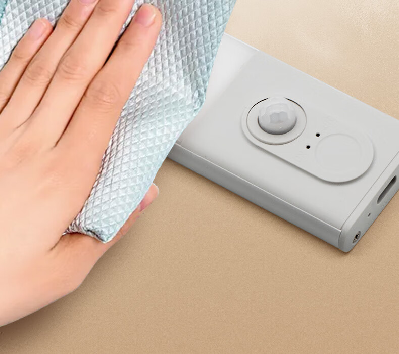 CHNT Induction Cabinet Light LED Ultra-thin Cool Light USB Rechargeable Night Light Emergency Magnetic Wardrobe Kitchen Nursing Lamp 3W 21