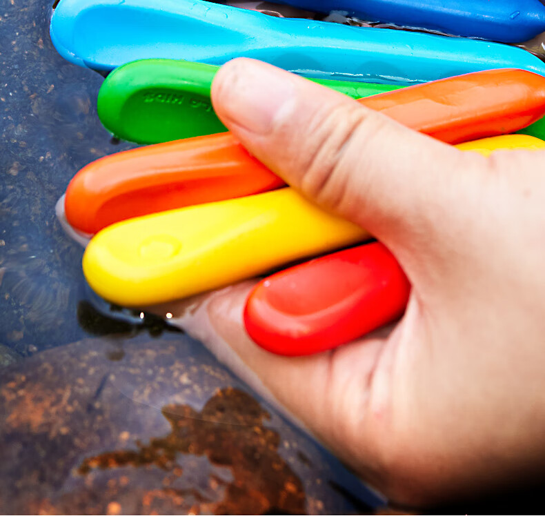 Meiletongnian [Best-Selling Product] Beeswax Crayons, 24 Colors, Non-Staining, Non-Toxic, Specialized Children's Drawing Tools, Grip Control Oil Pastels, Colorful Sticks, Washable Drawing Pencils Set, Art Education Tools 15