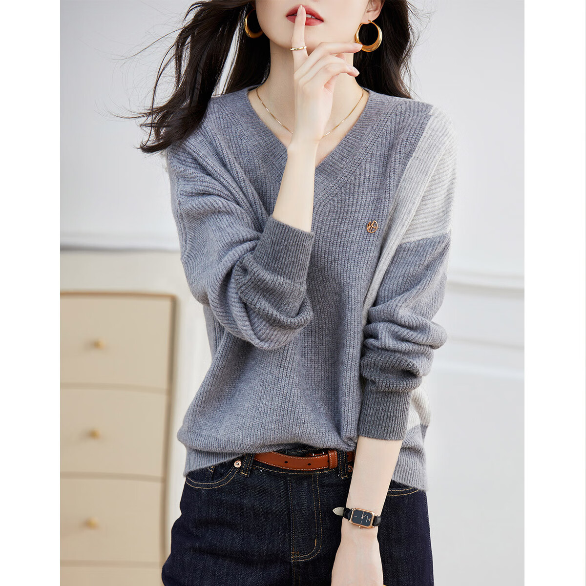 Dme [Color Block Sweater] Autumn And Winter V-Neck Drop Shoulder Long Sleeve Sweater, Slightly Elastic Knit Top for Wome