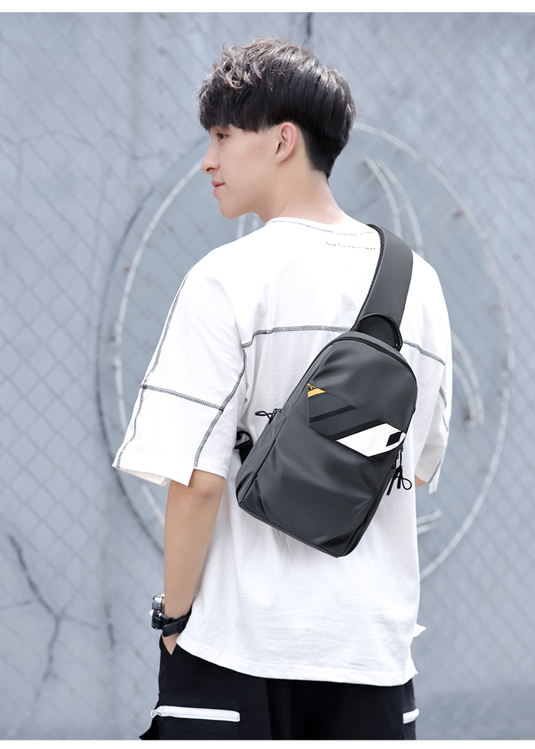 GOLF Chest Bag for Men, Contrasting Color Shoulder Crossbody Bag, Casual Phone And IPad Bag, Multi-Compartment Sports Small Backpack, Running Pack 31