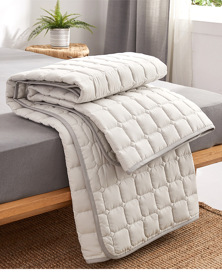 Dohia Home Textiles Washable Quilted Mattress Pad with Straps, Non-Slip Tatami Four-Season Protective Thin Pad for 1.5m Bed, 2x1.5m 13