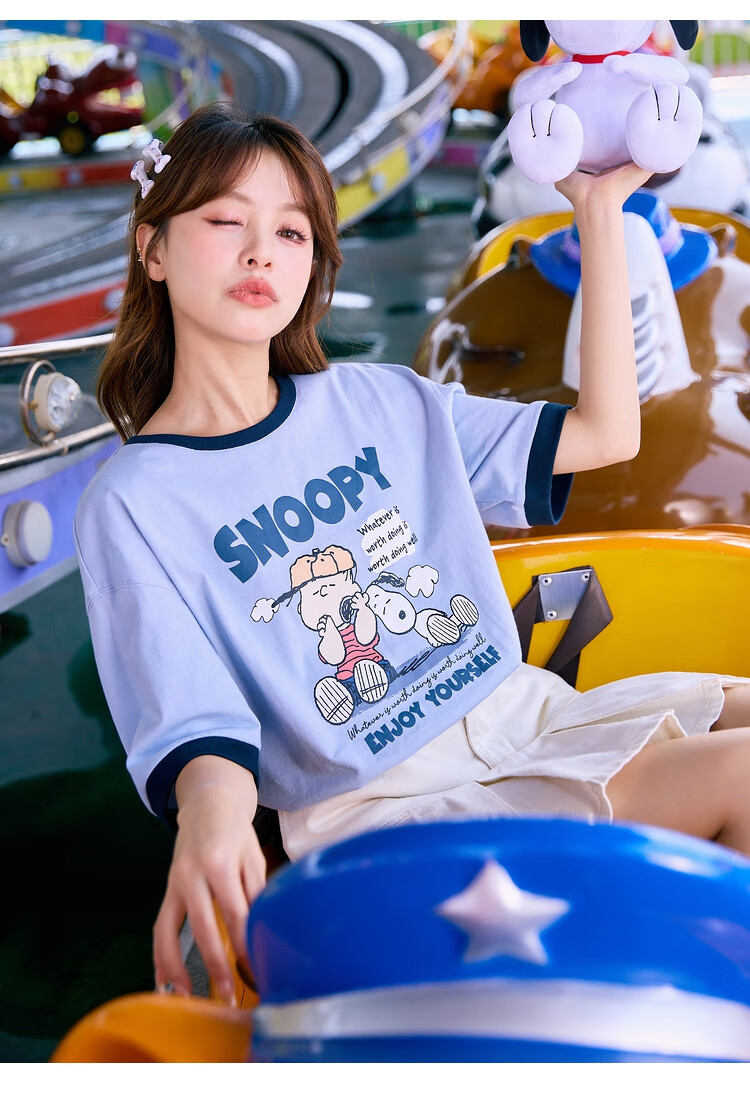 TonLion 2025 Women's Snoopy Colorblock Crew Neck Short Sleeve T-Shirt 10