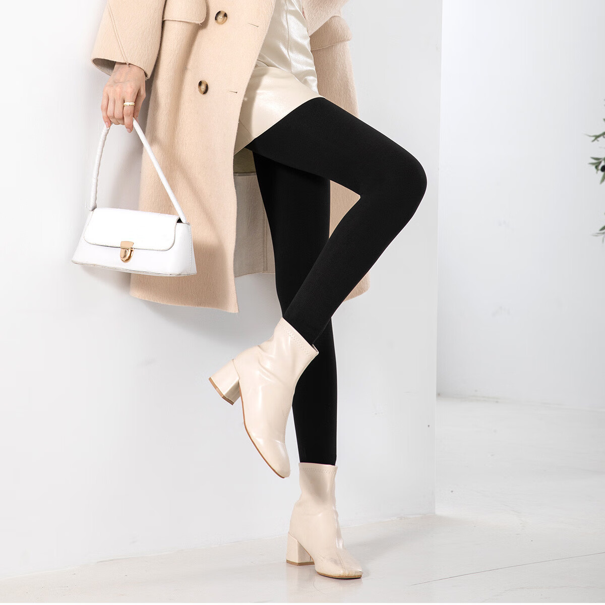 Afandi Women's Thermal Pants with Extra-Large Crotch, Fire-Retardant Fleece-Lined Tights, Double-Layered Warm Leggings