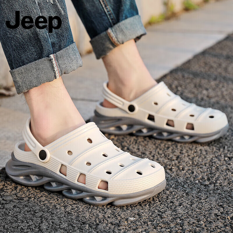 JEEP Men's Fashion Korean Style Hollow Breathable Simple Non-Slip Beach Shoes Soft Sole Sandals P210MTX058 Gray Size 42