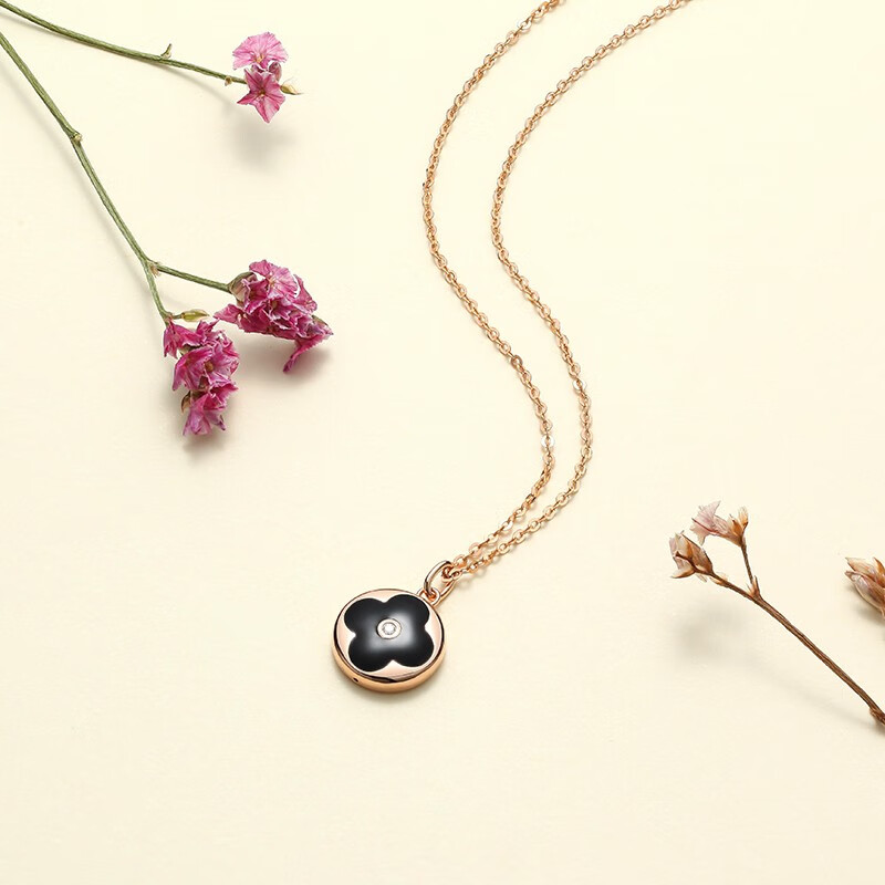潮宏基chjjewellery心动四叶草钻石18k金玫瑰金彩金吊坠女款xpk