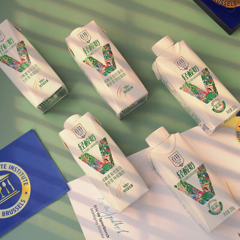 天友百特轻酸奶原味250g*10盒（礼盒装）3.2g乳蛋白 风味发酵乳