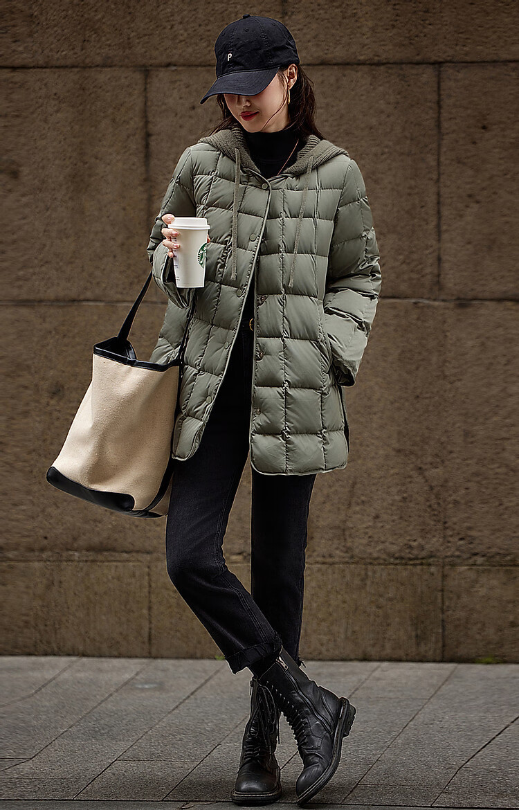 Dme [50D Cotton-Like Faux Memory] Winter Light Luxury Matte Velvet-Feel 90% Duck Down Gradient Plaid down Jacket for Wome 7